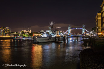 The Thames at Night